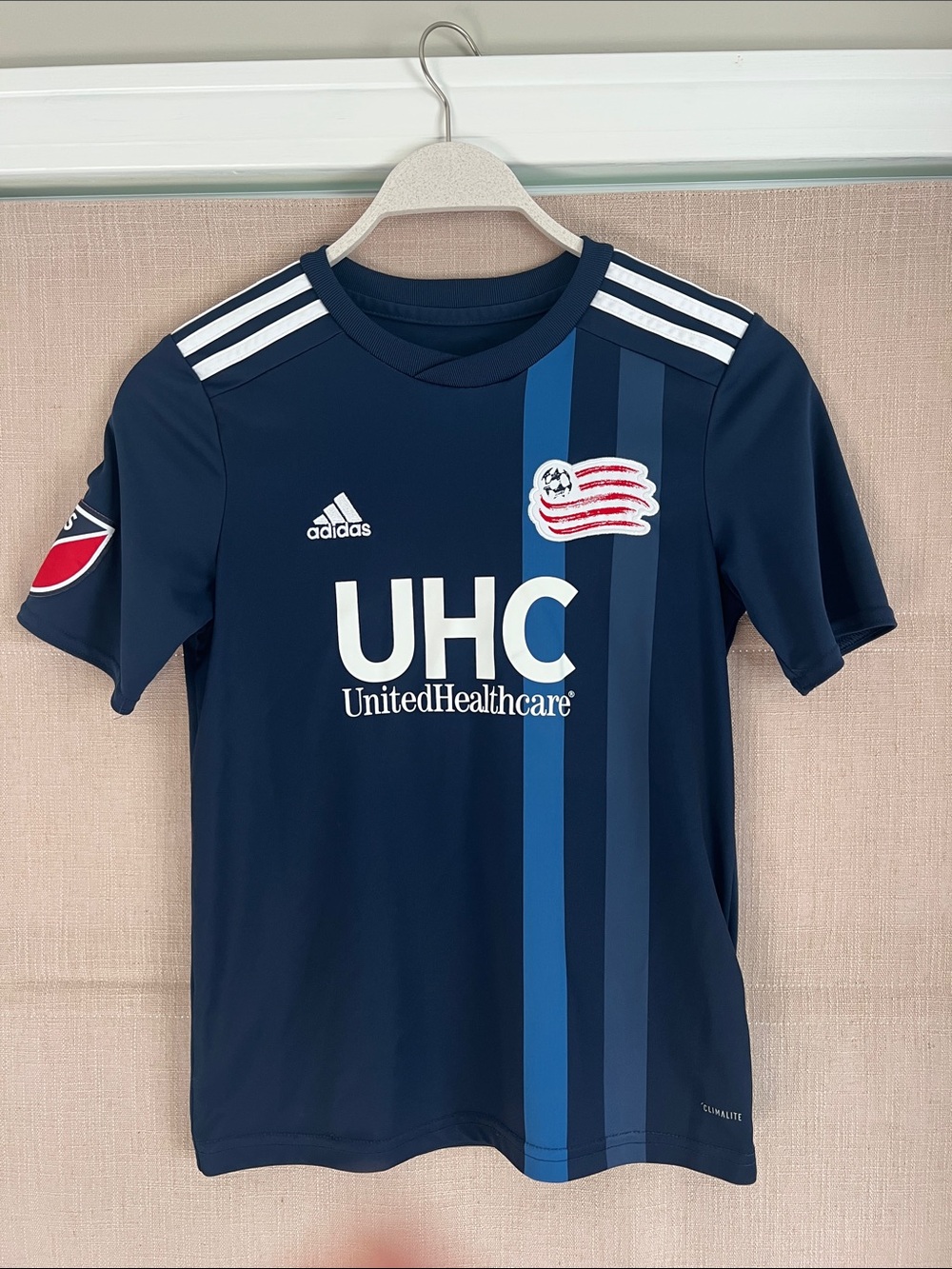 MLS New Eadidas Navy Blue New England Revolution Kids Soccer Jersey size M